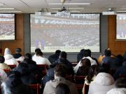 石大师生热切关注全国两会