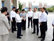 邓云锋到潍坊市、青岛市考察调研学校思政课建设等情况